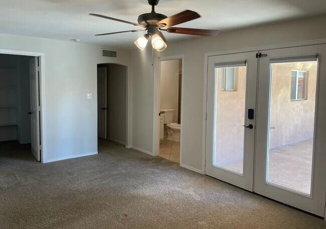 Building Photo - 4015 E Friess Dr