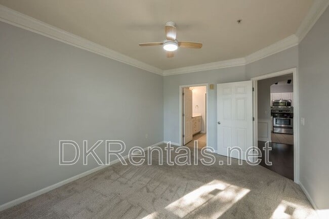 Building Photo - 1850 Cotillion Dr