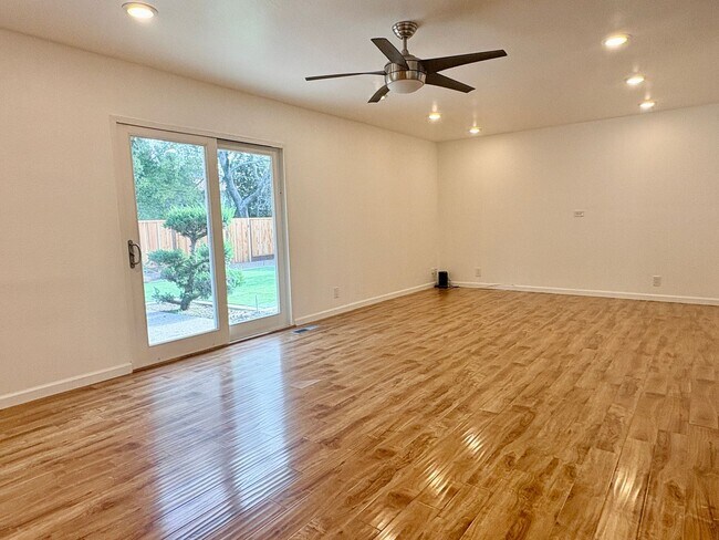 Building Photo - Welcome Home to Your Next Chapter in Almaden Valley