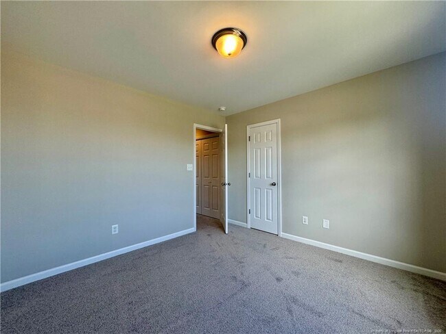 Building Photo - 2132 Yellowbrick Rd