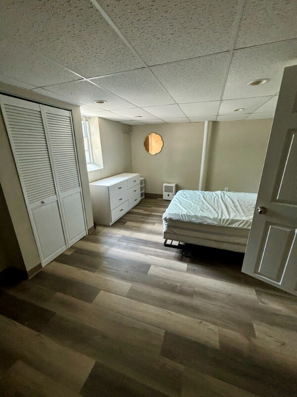 Building Photo - 415 Clark St