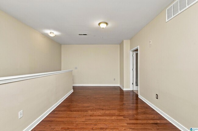 Building Photo - 2020 5th Ave S