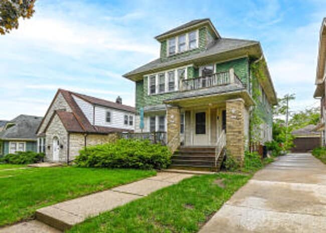 Building Photo - 2357 N 59th St