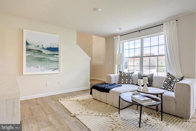 Building Photo - 171 Schyrock Dr