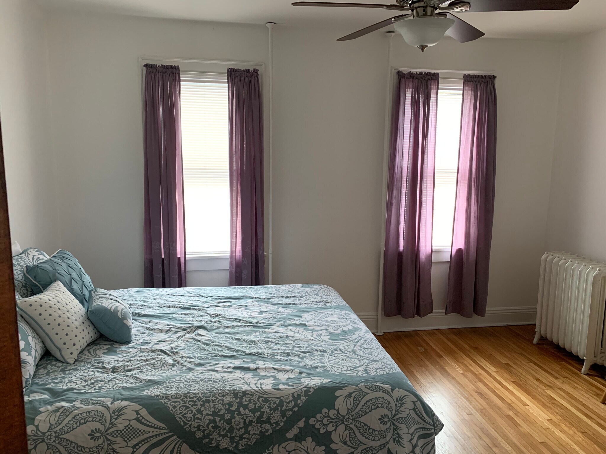 Building Photo - 30 Gold St