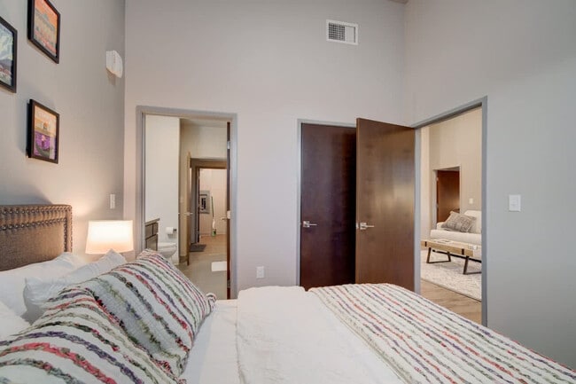 Building Photo - 2210 Remington Way