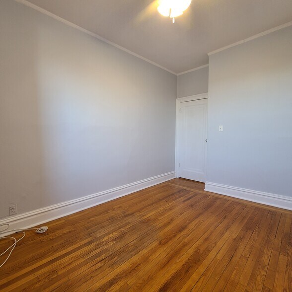 Building Photo - 7612 Park Ave