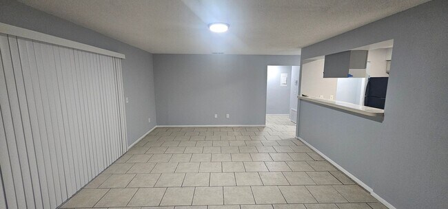 Building Photo - 5684 Tomoka Dr