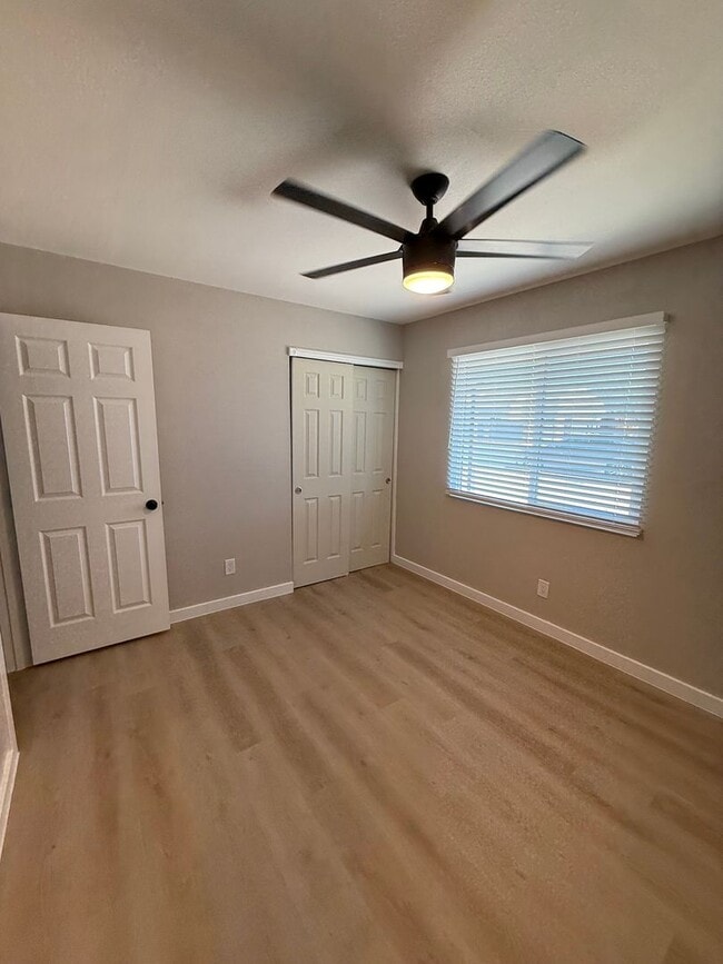 Building Photo - 5 Bedroom 3 Bathroom- Mill & Baseline