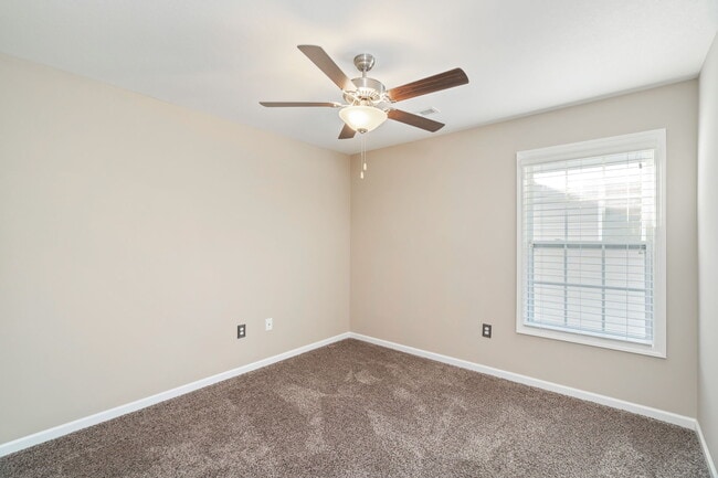 Building Photo - 7713 Budding Vine Ln