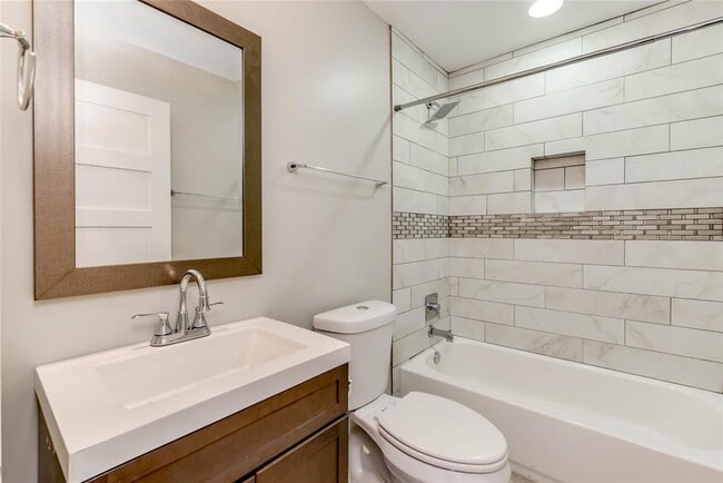 Building Photo - 4702 Bandera Rd