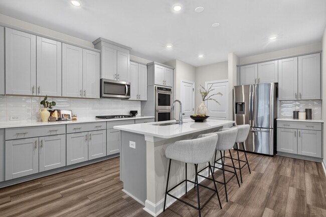Building Photo - 314 Hyssop Ct