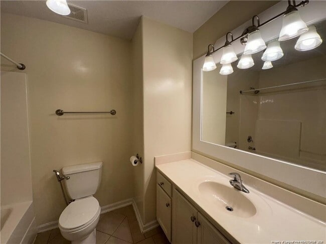 Building Photo - 1519 Pinebrook Dr