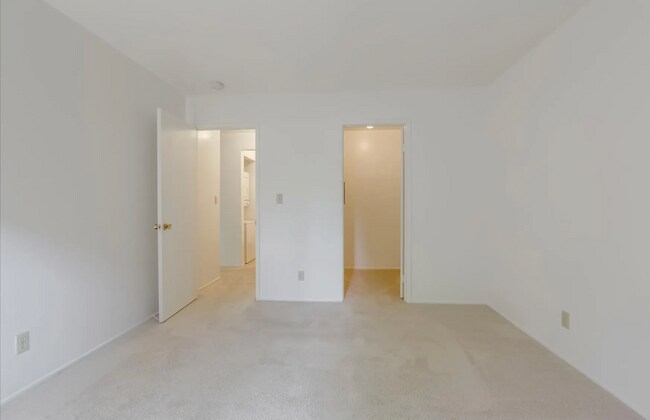 Building Photo - 1158 Honey Trl