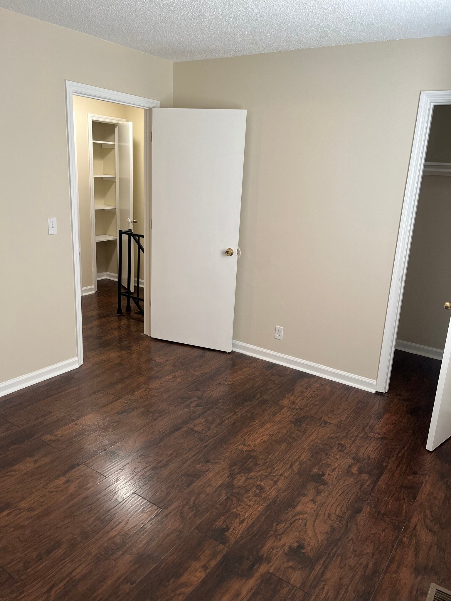 Building Photo - 3526 Brookway Dr