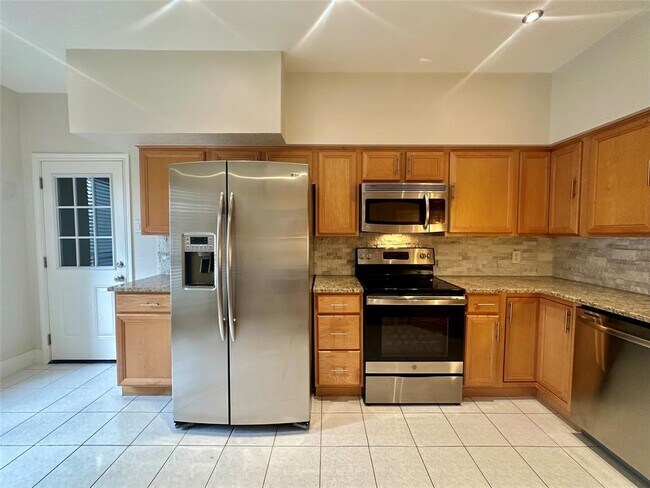 Building Photo - 2486 Bering Dr
