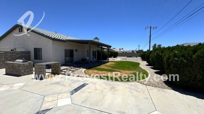 Building Photo - 13858 Rincon Rd