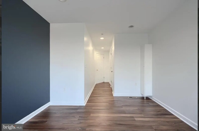 Building Photo - 930 Washington Blvd