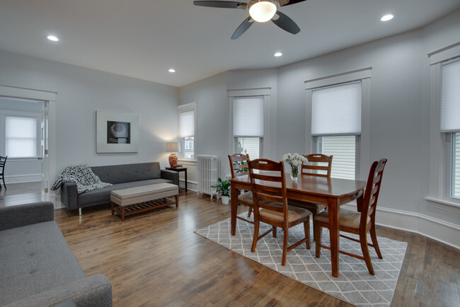 Dining/Living area - 3020 Columbus Ave