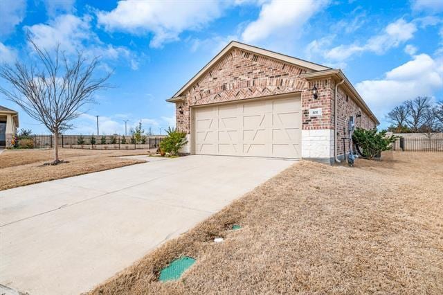 Building Photo - 101 Long Pines Dr