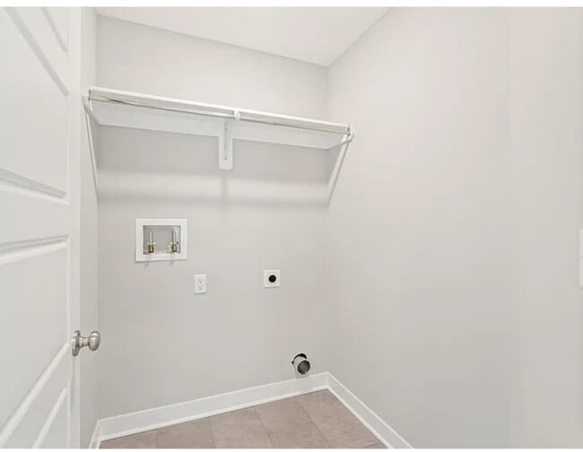 Building Photo - 3545 Corbin Dr