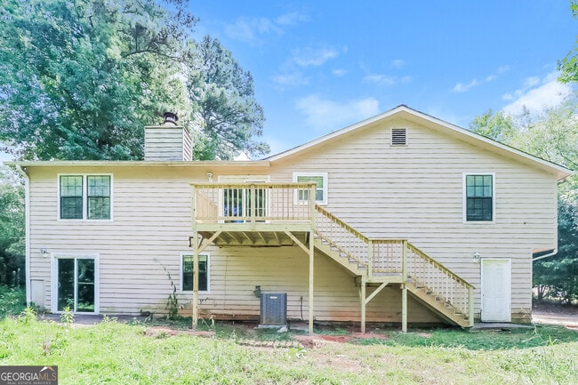 Building Photo - 3521 Sandra Dr