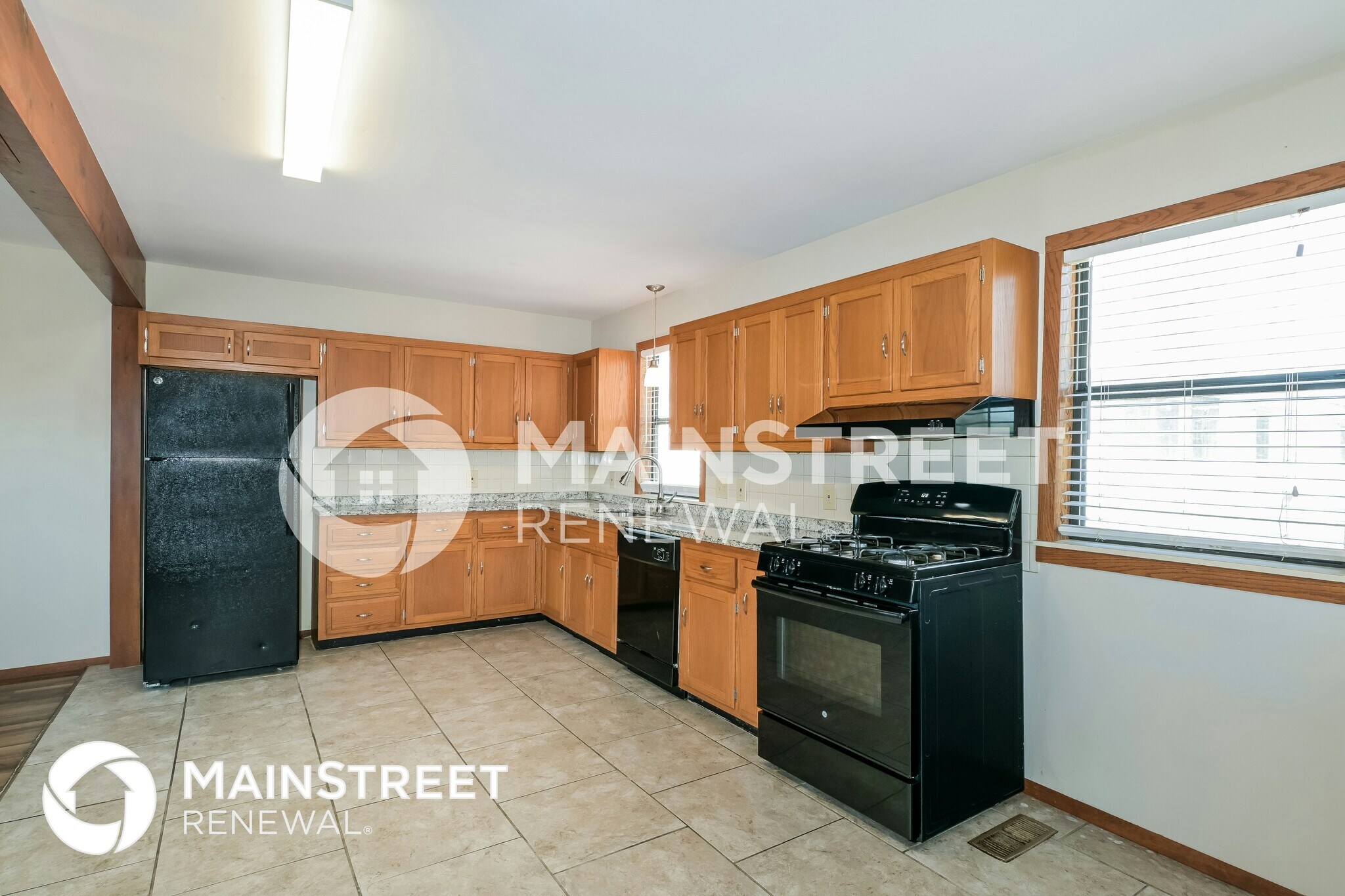 Building Photo - 9150 Wood Ave