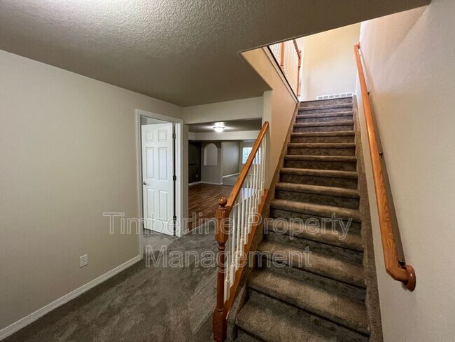 Building Photo - 9914 Red Sage Dr