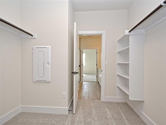 Building Photo - 8509 McKamy Dr
