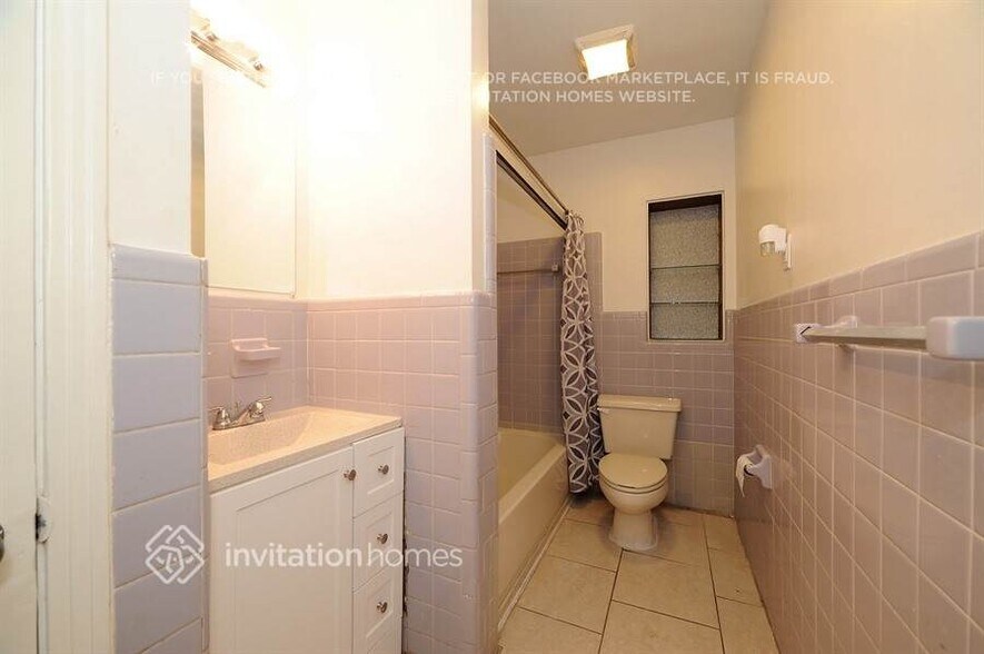 Building Photo - 4433 Bass St