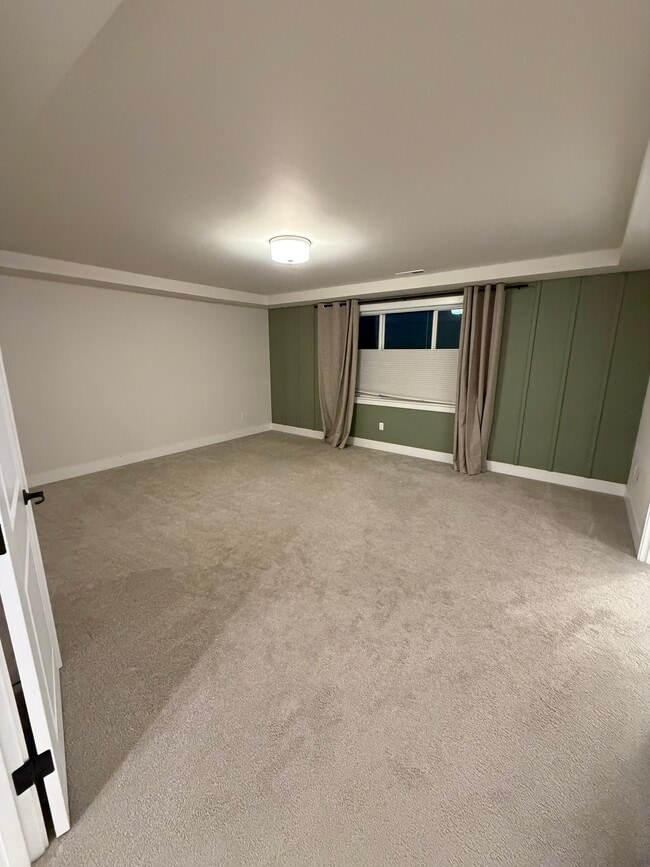 Building Photo - 14717 73rd St E