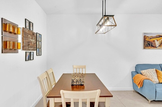 Building Photo - 4668 Banker Terrace