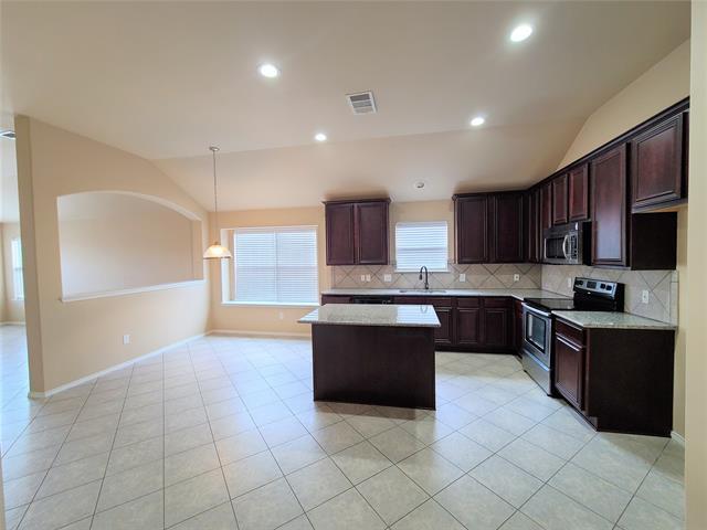Building Photo - 6256 Chalk Hollow Dr