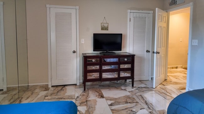 Building Photo - 4383 Trevi Ct