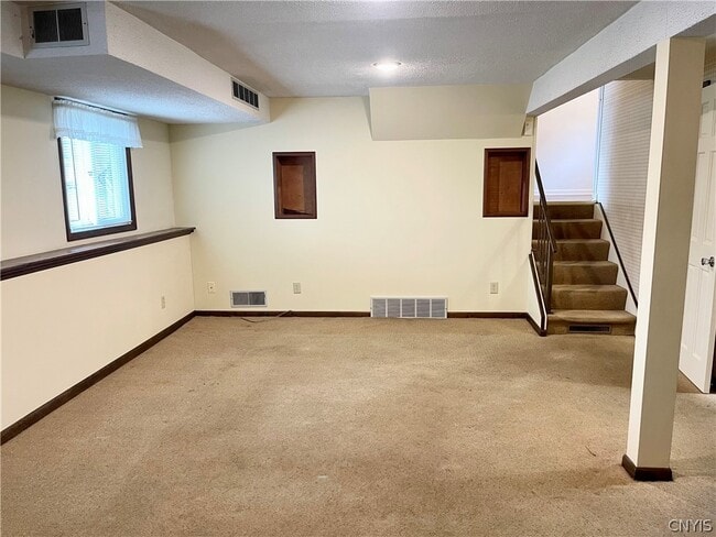 Building Photo - 17 Juneberry Ln