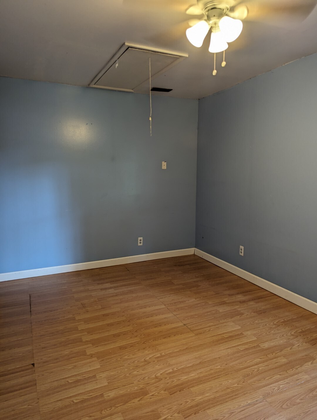 Bedroom 3 - 110 W White Hawthorne Dr