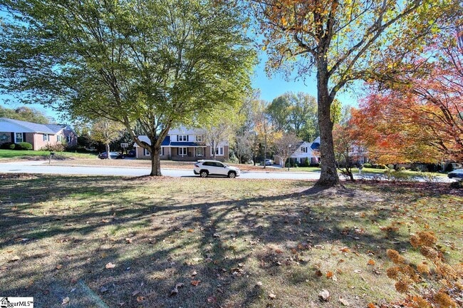 Building Photo - 104 Middle Brook Rd