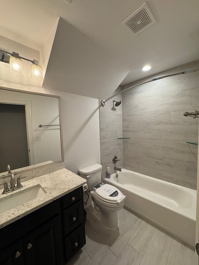 Building Photo - Rental Property
