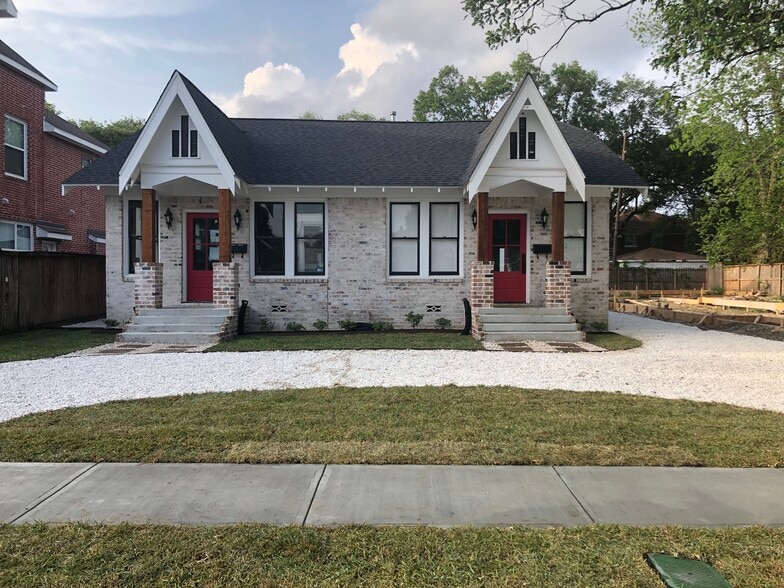 Main House (Front house - street view) - 1742 W Main St