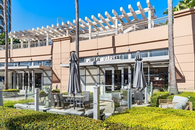 Building Photo - Spacious Irvine Financial District Condo with Full Service Amenities