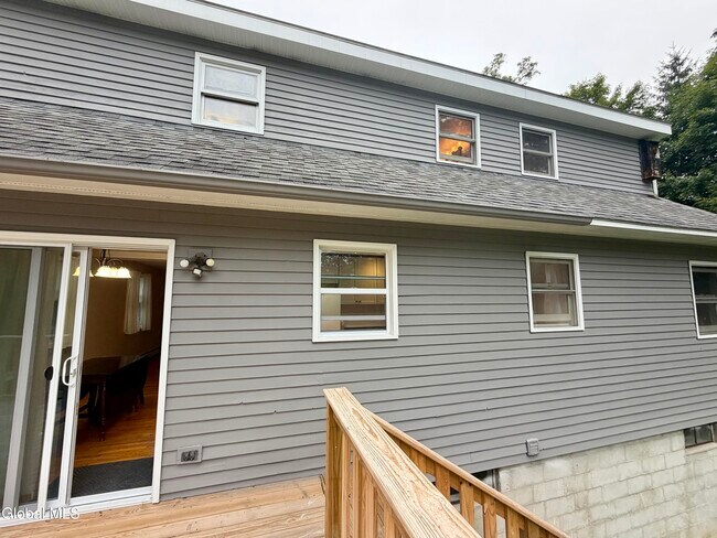 Building Photo - 79 Locust Grove Rd