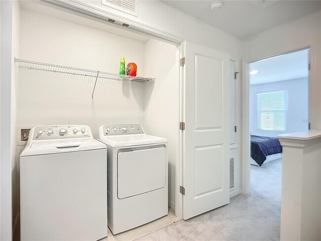 Building Photo - 16642 San Nicola Pl