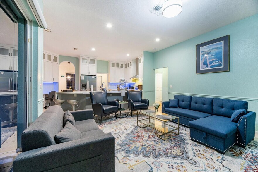 Building Photo - 12855 87th St N