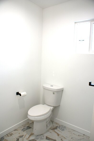 Building Photo - 7063 Aura Ave