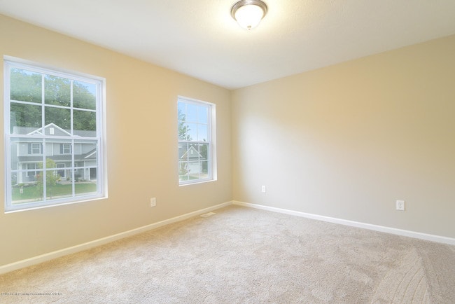 Building Photo - 3586 Fernwood Ln