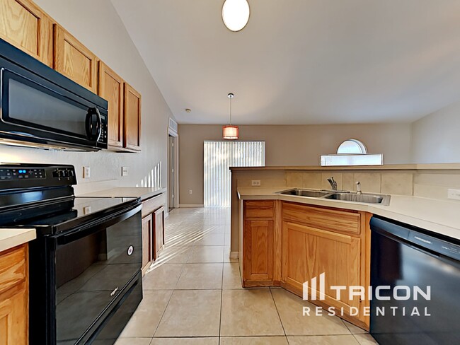 Building Photo - 5332 Abagail Dr