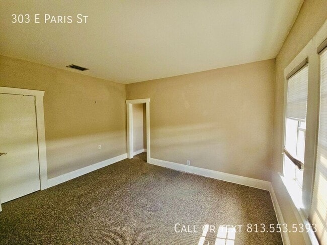 Building Photo - 303 E Paris St
