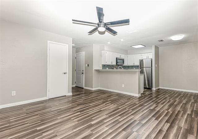 Building Photo - 3022 Forest Ln