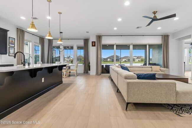 Building Photo - 3256 Kamin Dr