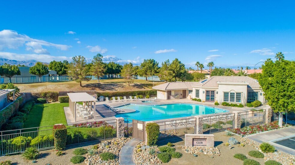 Building Photo - 45576 Whistler Ct